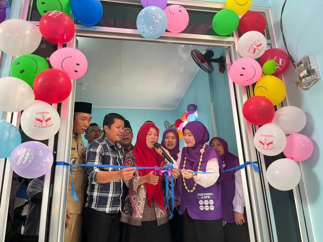 cing-ikah-resmikan-posyandu-anggrek-mampang-pelayanan-makin-optimal
